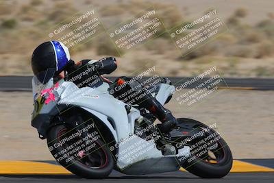 media/Mar-26-2023-CVMA (Sun) [[318ada6d46]]/Race 13 500 Supersport-350 Supersport/